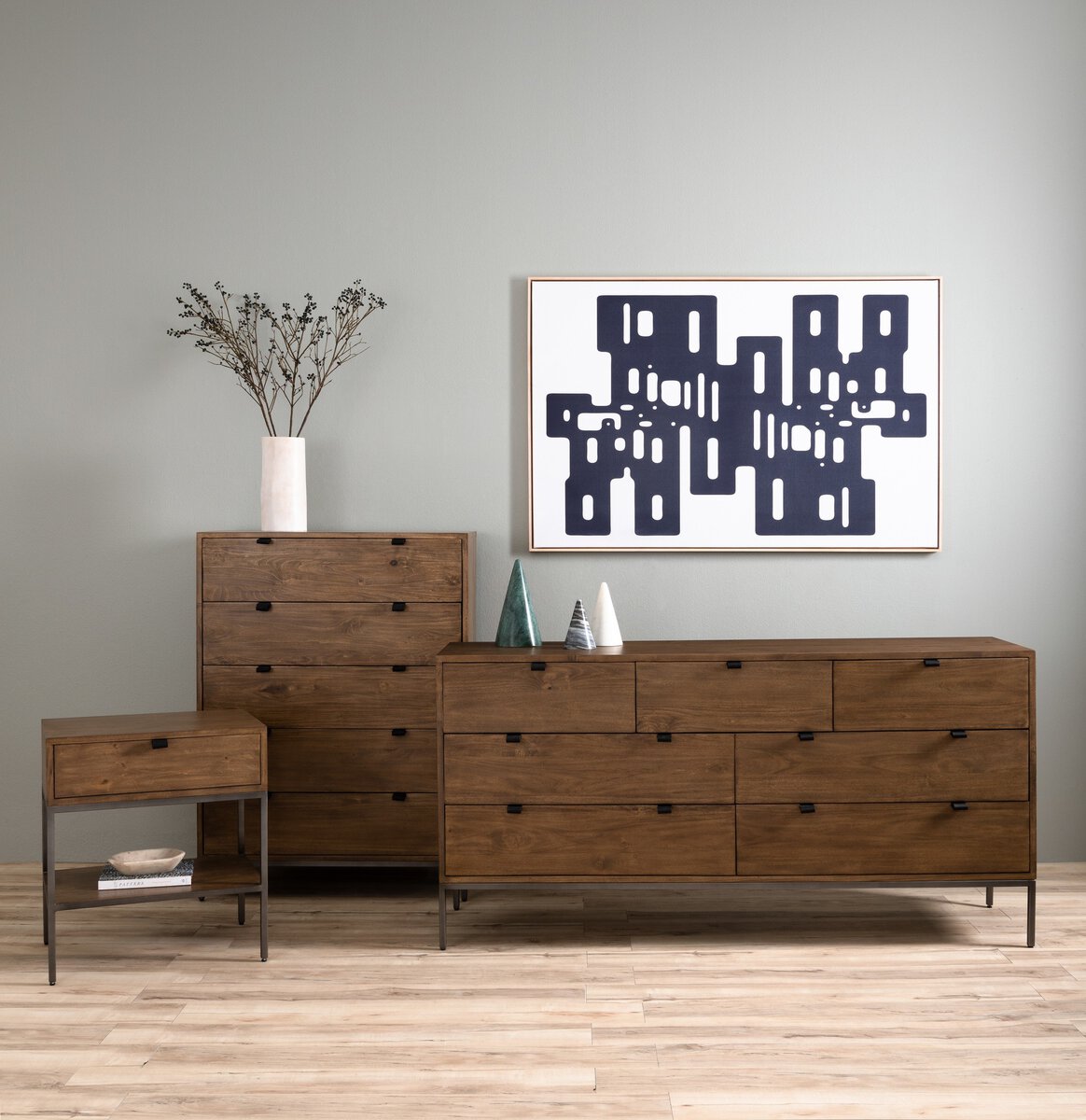 Thomas 5-Drawer Dresser