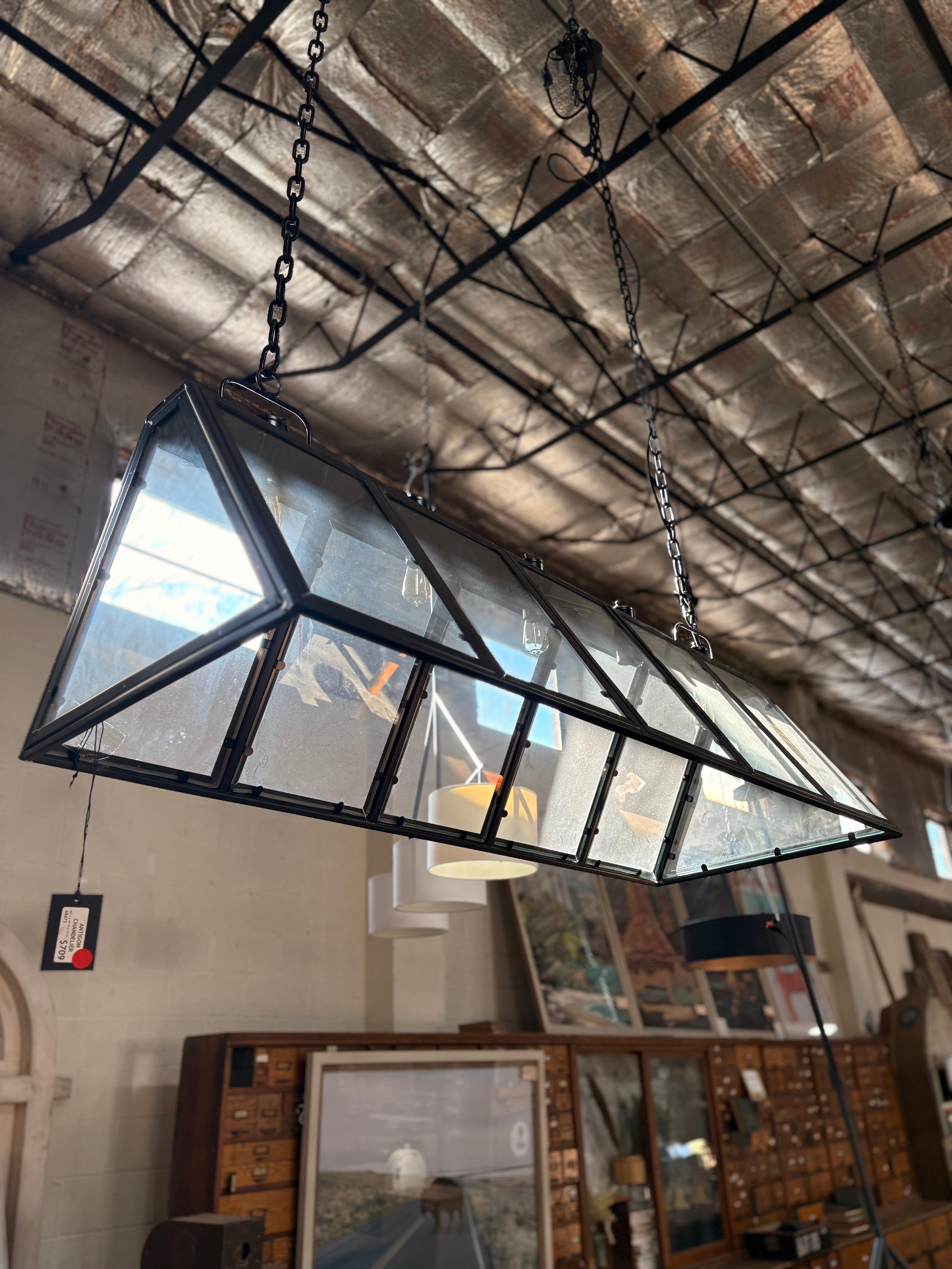 Antigon Chandelier - Warehouse